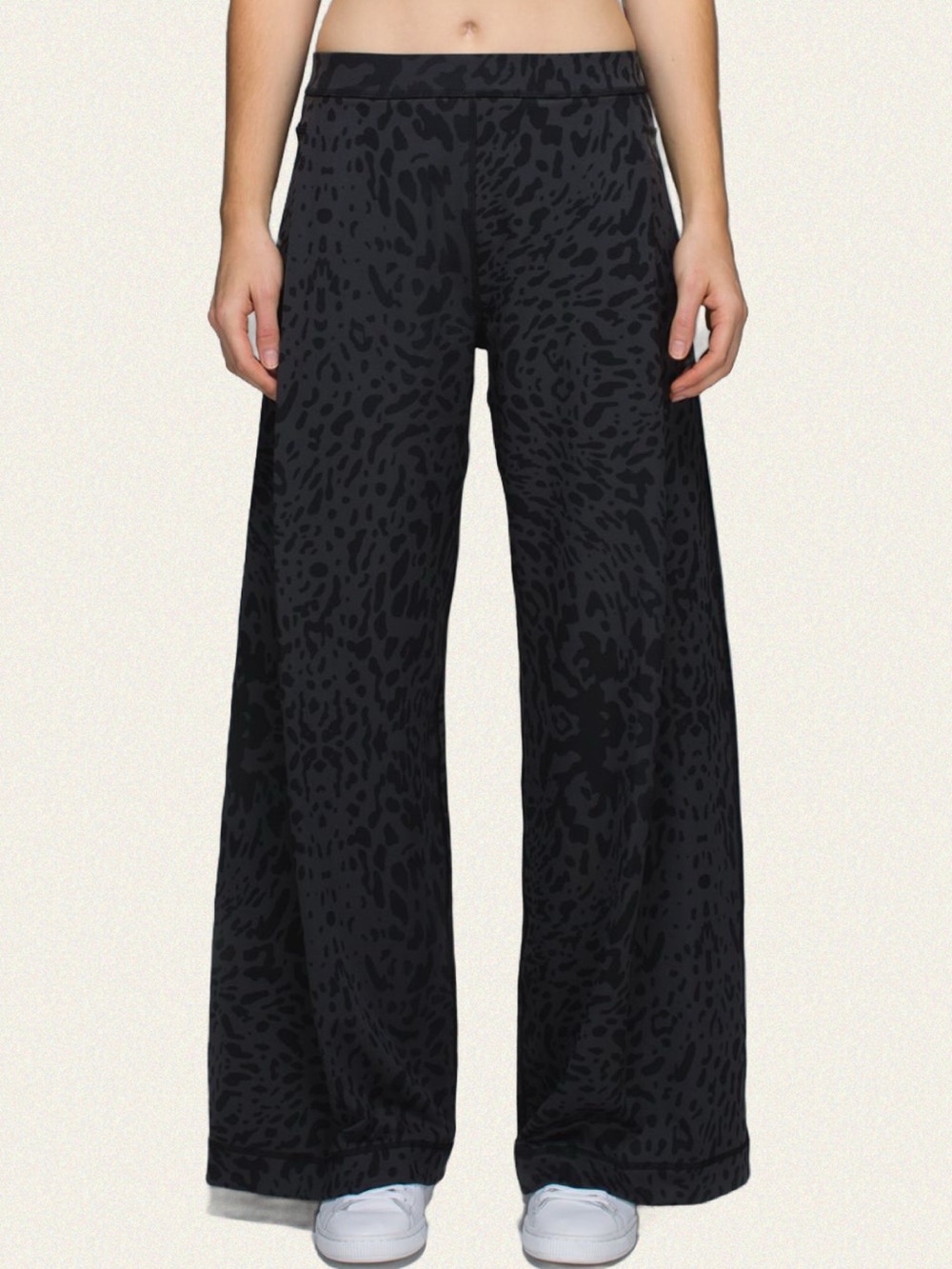 Lululemon Forward Fold Trouser